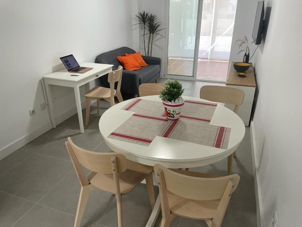 Encantador Piso Con Terraza Y Piscina Apartment Benalmádena Exterior foto