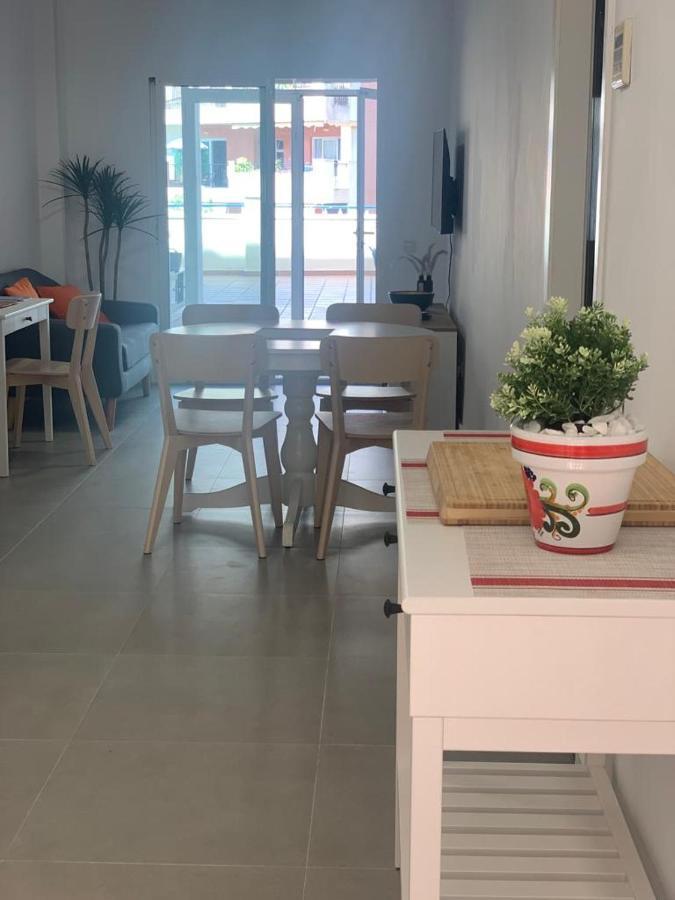 Encantador Piso Con Terraza Y Piscina Apartment Benalmádena Exterior foto